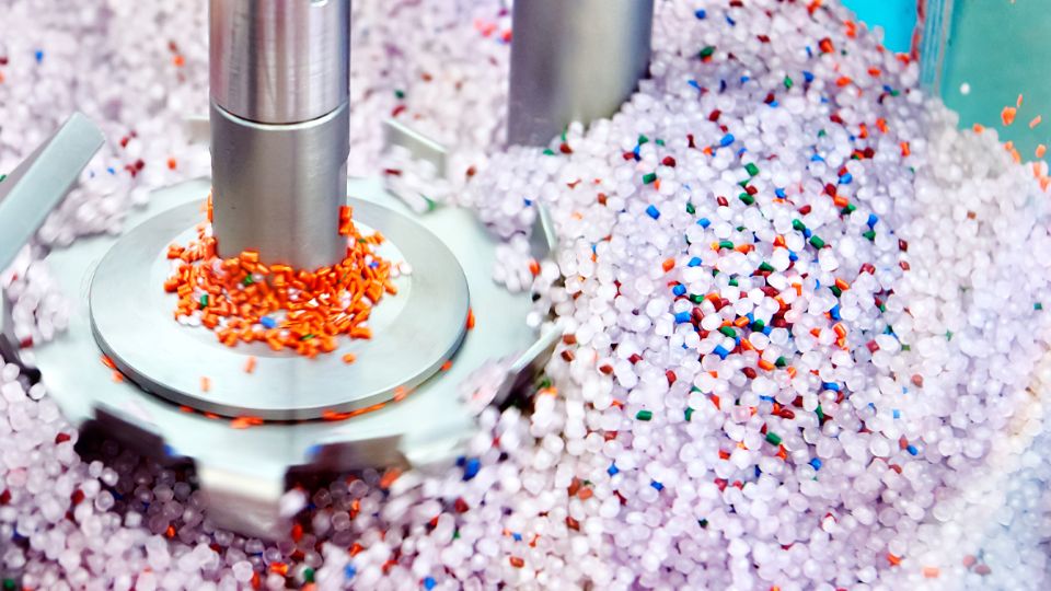 The plastic compounding process