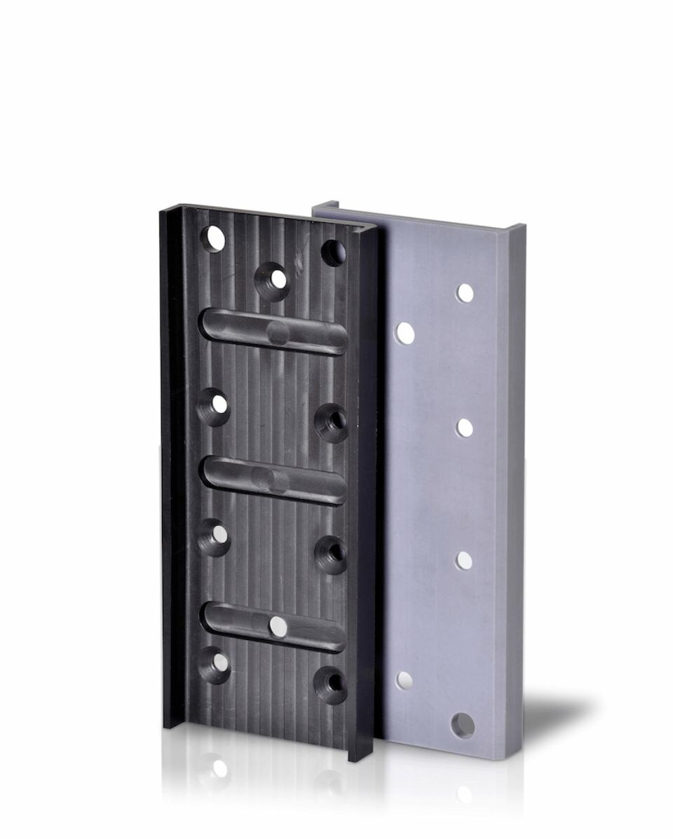 Chain guide from Tivar 1000, chemically resistant UHMW-PE