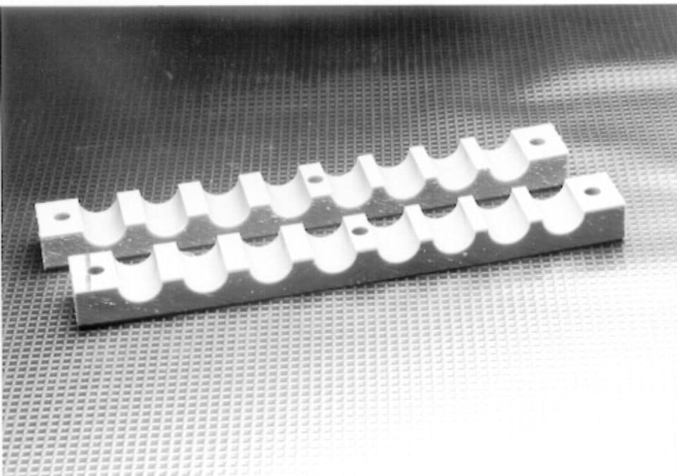 Plastic bearing blocks made from Nylatron NSM PA6