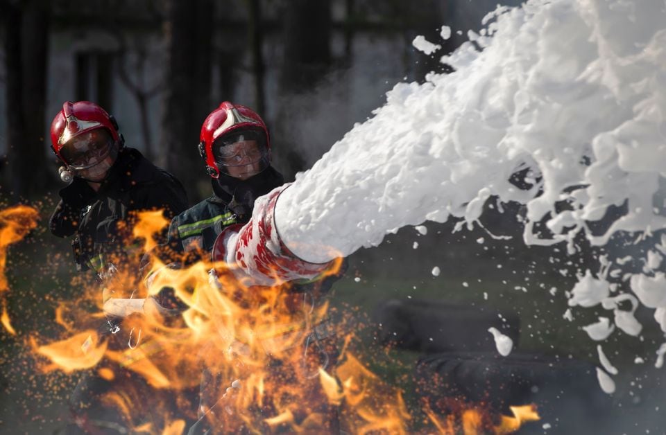 Firefighter proportioner units