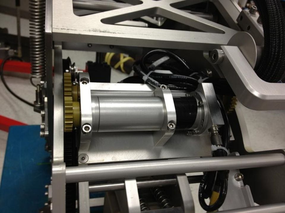 drive system of NDT scanner equipped with Duratron T4203 PAI gears
